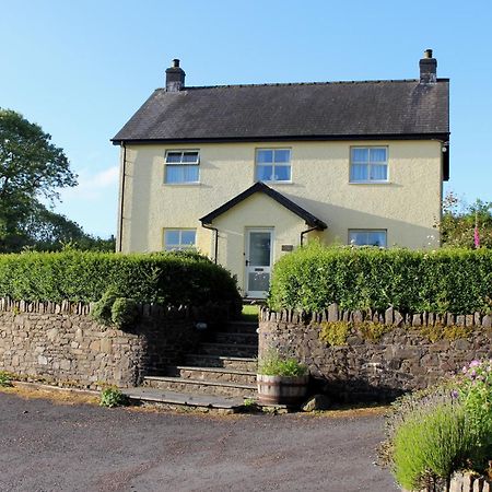 Treberfedd Farm Cottages And Cabins Lampeter Exterior foto