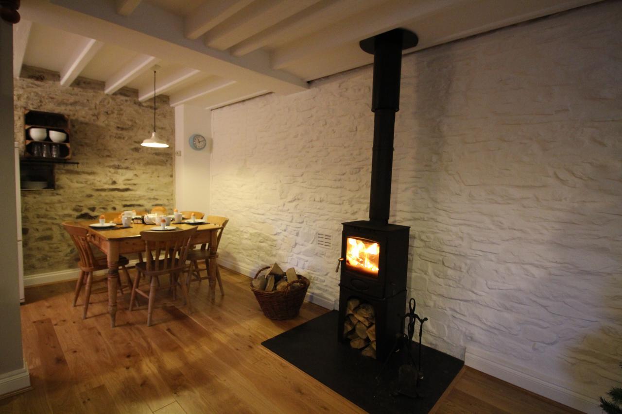 Treberfedd Farm Cottages And Cabins Lampeter Exterior foto